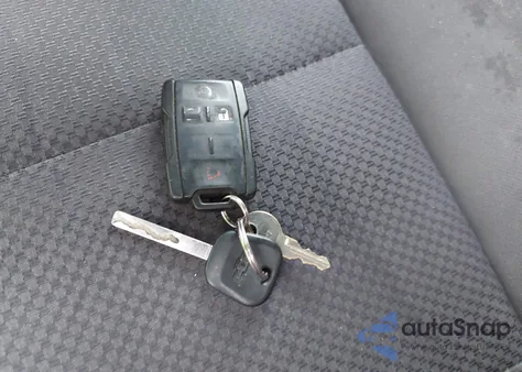 2015 Chevrolet Silverado 1Lt z USA, uszkodzony, nr VIN 3GCPCREC4FG471327